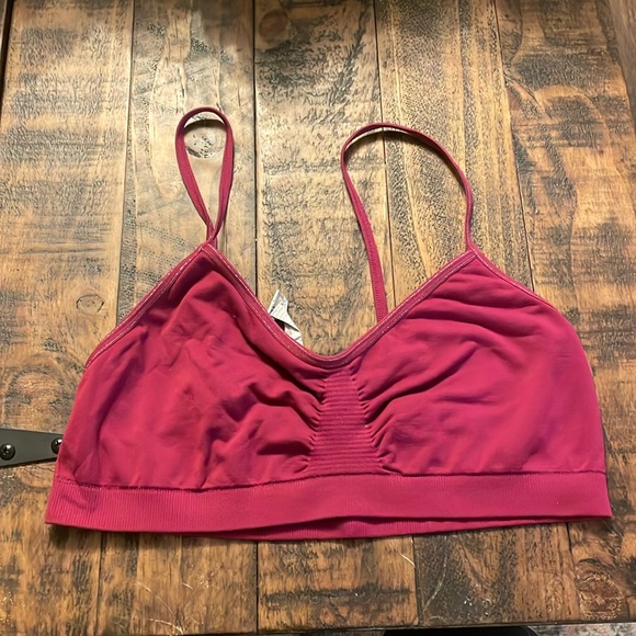 Fabletics Sports Bra - Picture 1 of 4